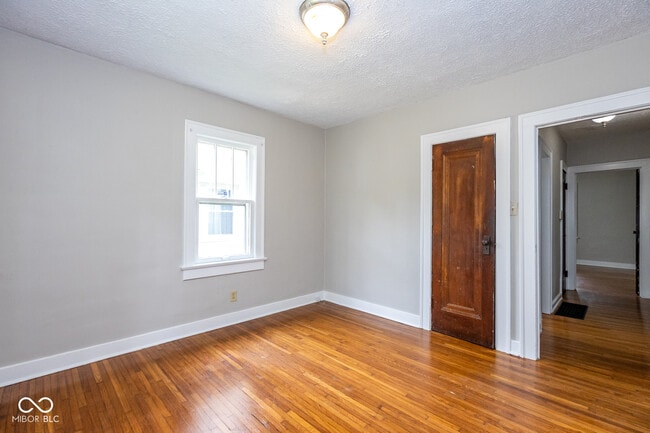 Building Photo - 5144 Winthrop Ave