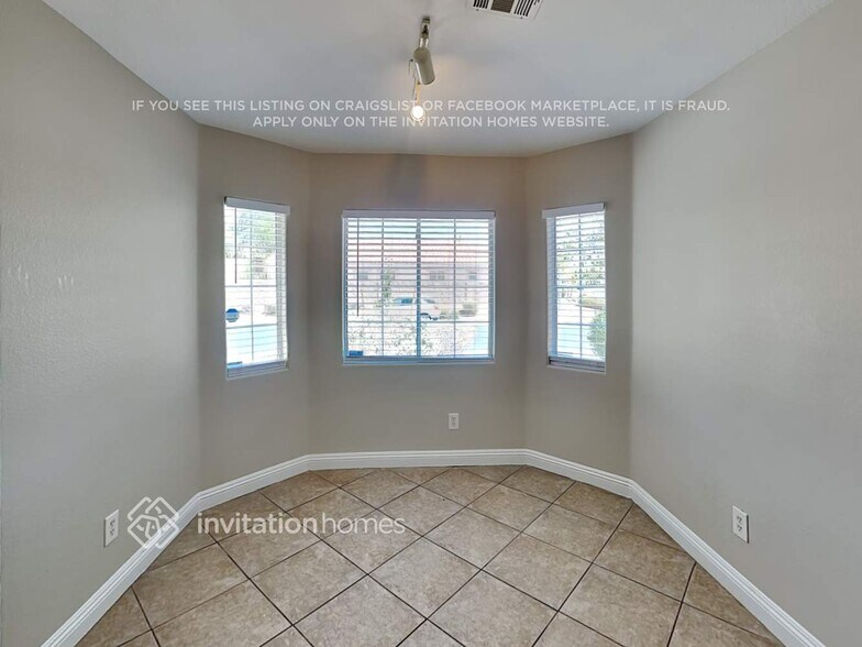 Building Photo - 2763 Bridleton Ave