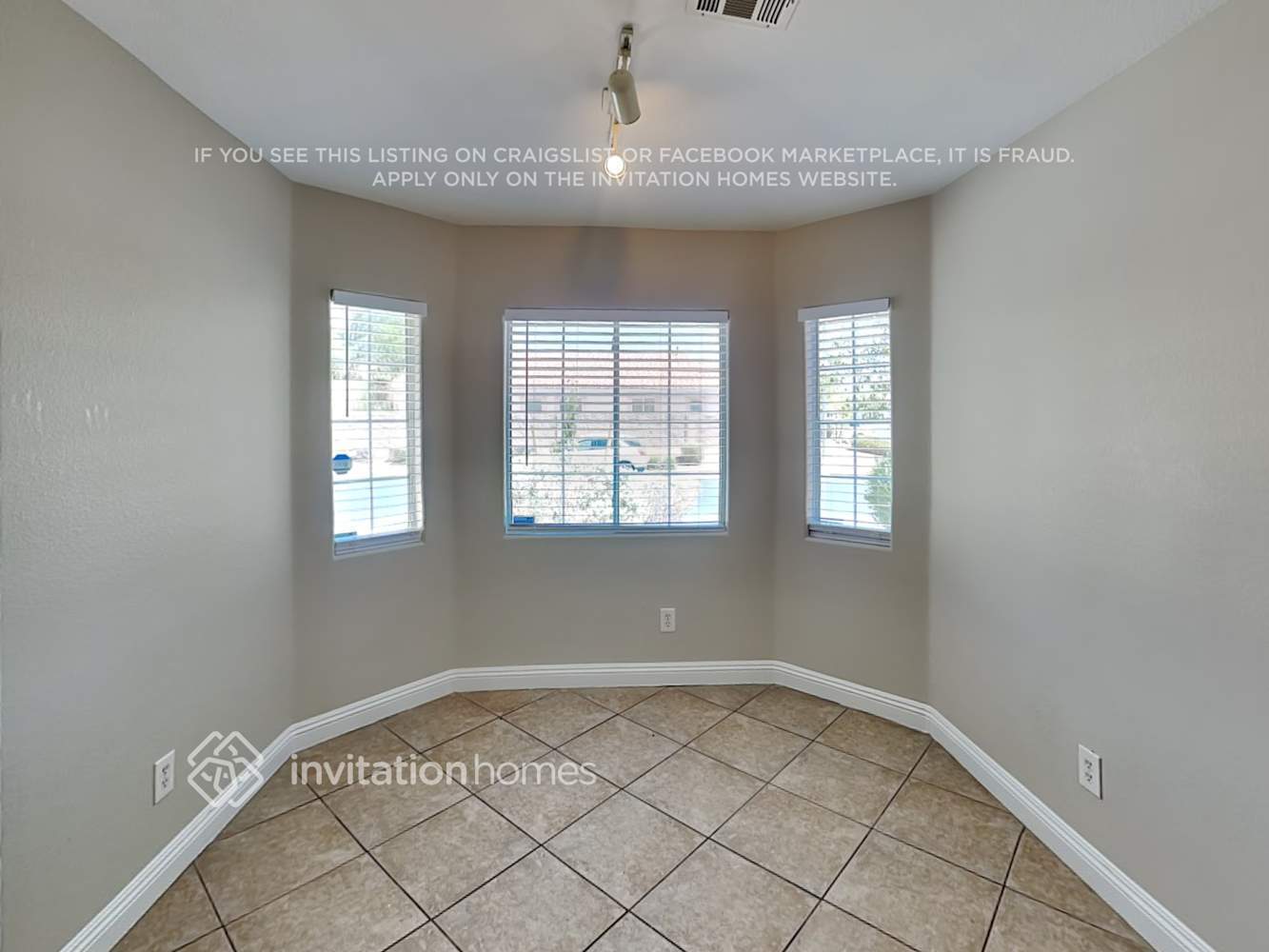 Building Photo - 2763 Bridleton Ave