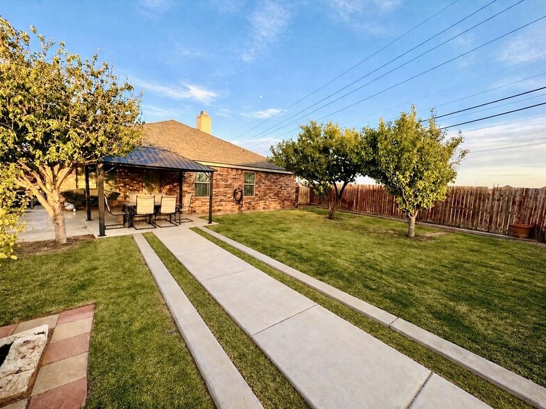 Building Photo - 9710 Remington Ave