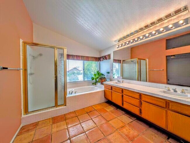 Building Photo - 7754 Fox Tail Ct