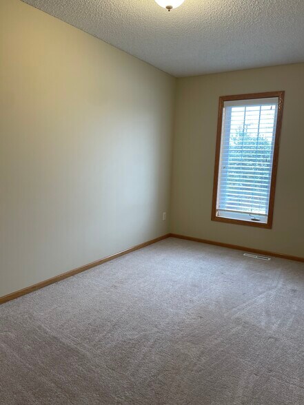 Building Photo - 1238 Larkspur Ln