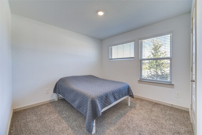 Building Photo - 4006 Elk Crk Ct