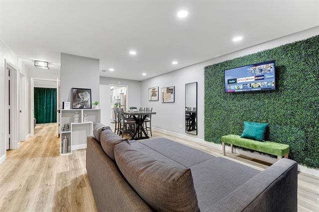 Building Photo - 12814 Pandora Dr