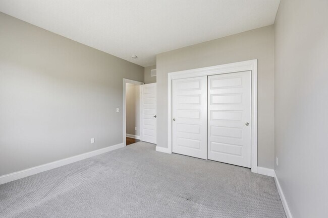 Building Photo - 8017 Pleasant Dr