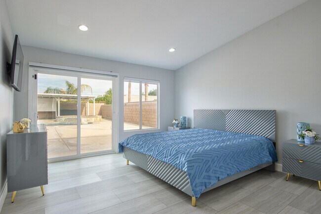 Building Photo - 81358 Avenida Blanca