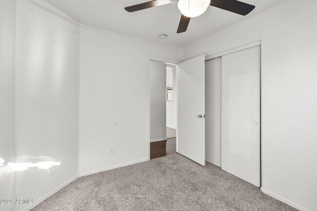 Building Photo - 1638 E Barbarita Ave