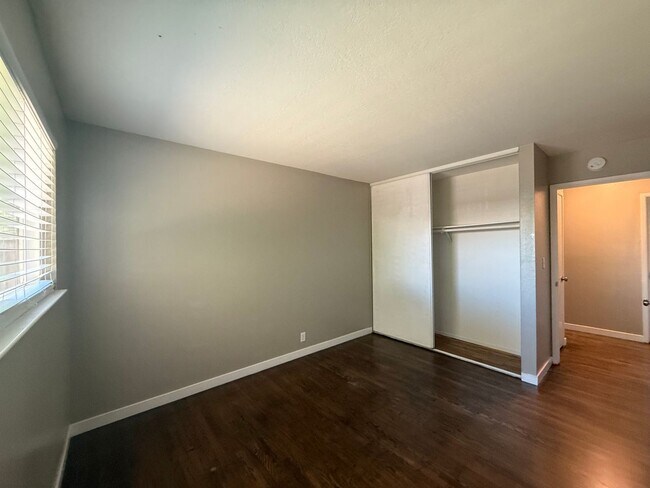 Building Photo - CAMPBELL - Open floor plan with separate f...