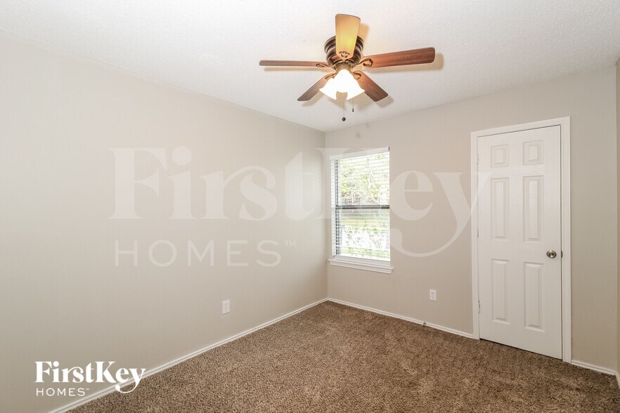 Building Photo - 4417 Cordova Ln