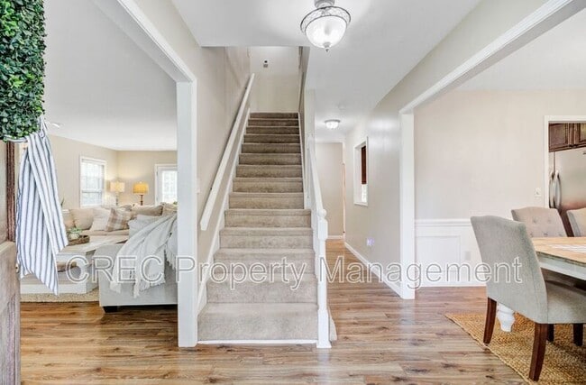 Building Photo - 109 Fort St