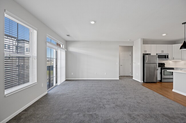 Floorplan - Monmouth Row Apartments