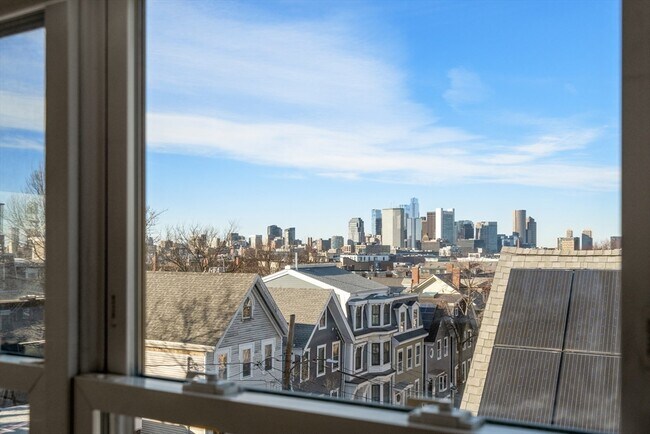 Building Photo - 7-9 Thomas Pk