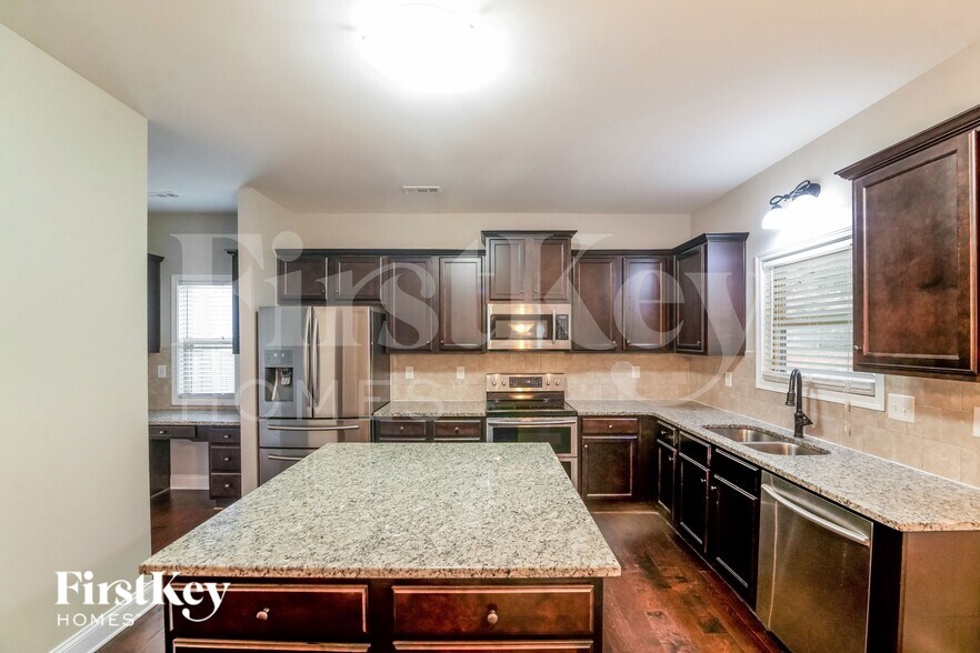 Building Photo - 183 Gatlin Ridge Run