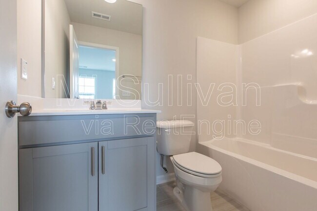 Building Photo - 5355 Arkose Dr