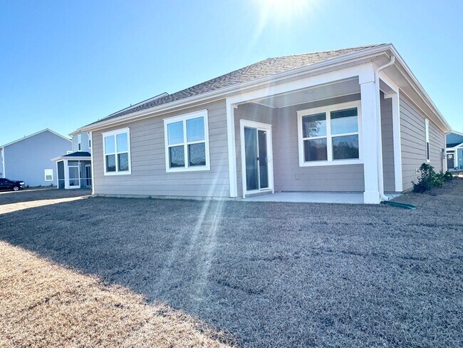 Building Photo - Brand New! Central Conway Location in Kingston Bay! Beautiful Pond View!
