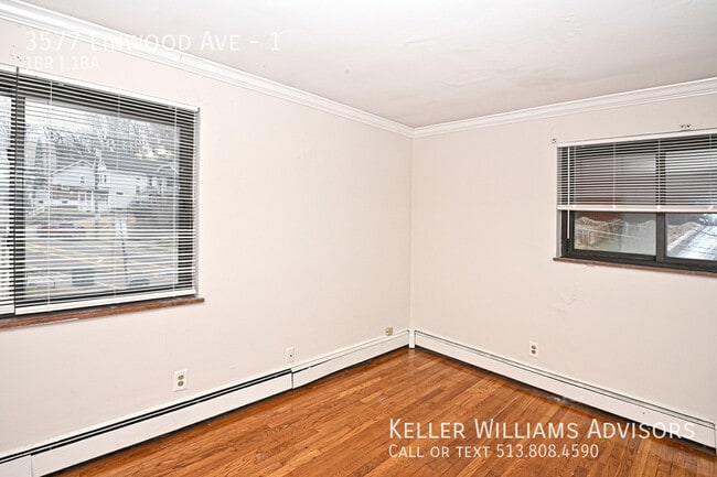 Building Photo - 3577 Linwood Ave