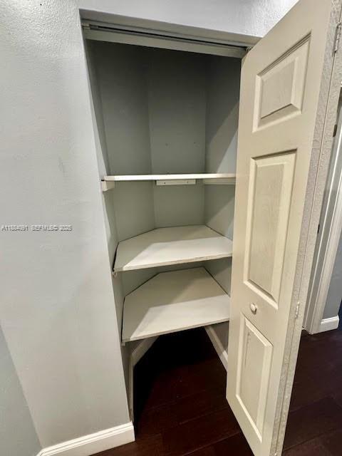 Building Photo - 2706 NE 30th Pl