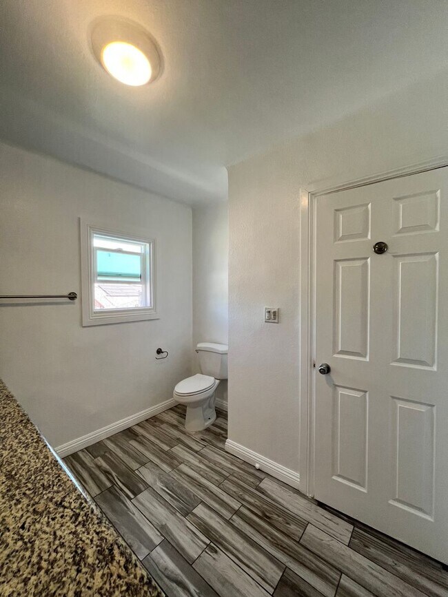 Building Photo - 4172 S Hobart Blvd