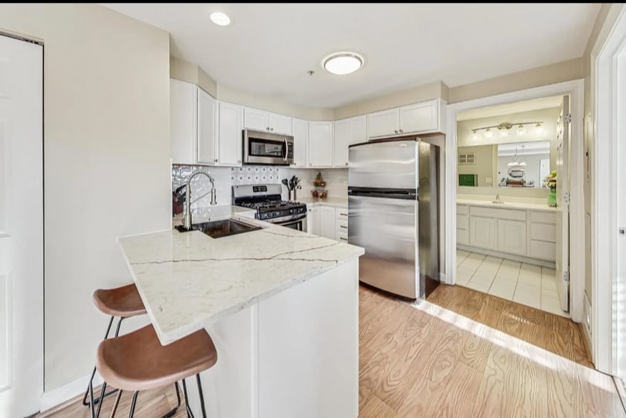 Building Photo - 245 Burlington Ave