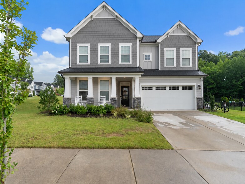 Building Photo - 736 Precipice Way