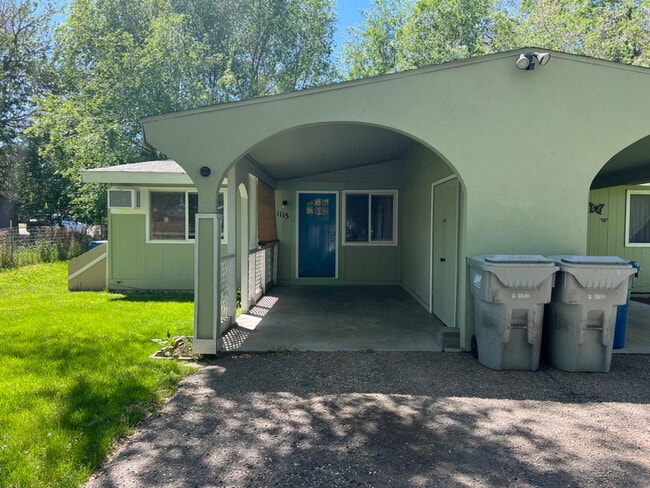 Building Photo - 1113-1115 Ivy St