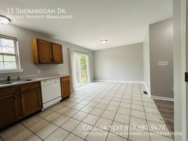 Building Photo - 13 Shenandoah Dr