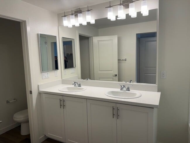 Building Photo - BEAUTIFUL BRAND NEW TOWNHOME IN STANTON FOR LEASE