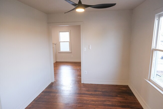 Building Photo - 1808 NW 40th St