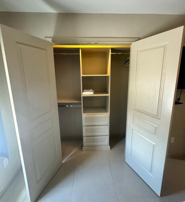 Building Photo - 20 Conch Dr