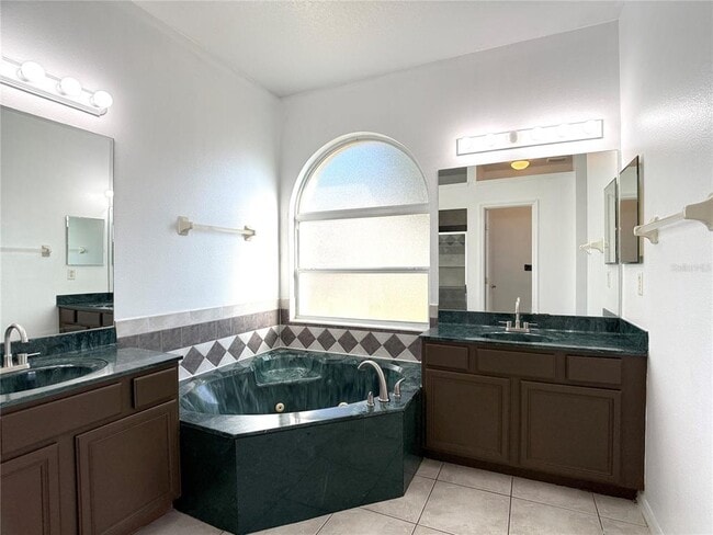 Building Photo - 14701 Timucua Pl