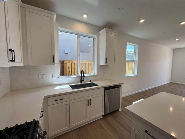 Building Photo - 3040 Red Canard Wy