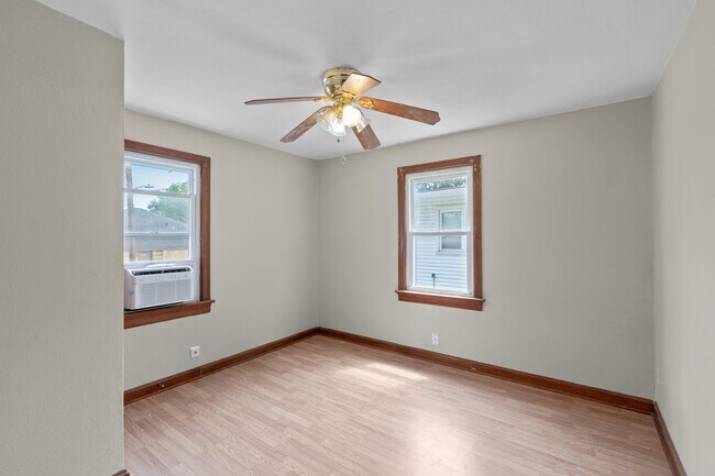 Building Photo - 7007 Paisley Dr