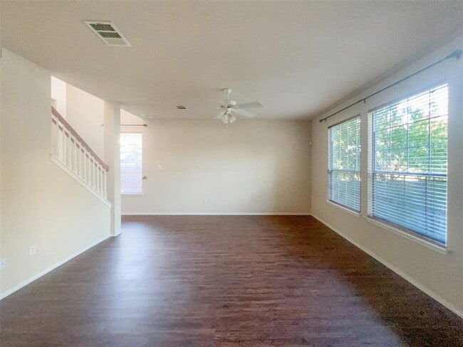 Building Photo - 10717 Strand St