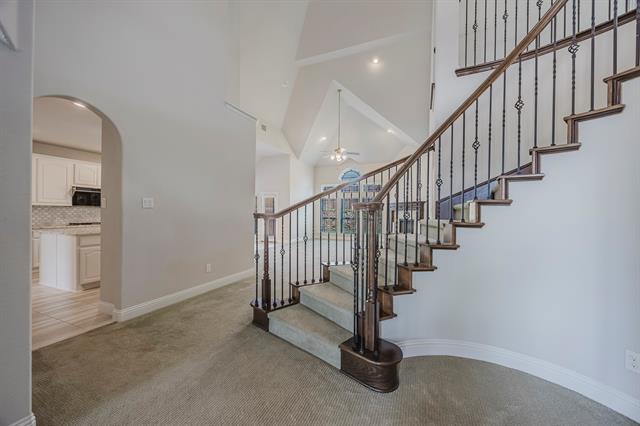 Building Photo - 1217 Hoyt Dr
