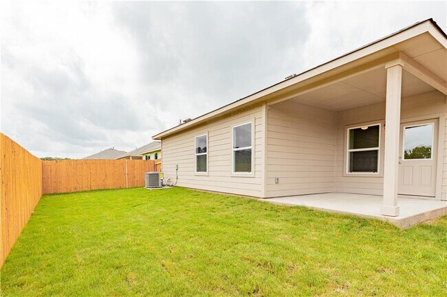 Building Photo - 15204 Kent Justin Dr