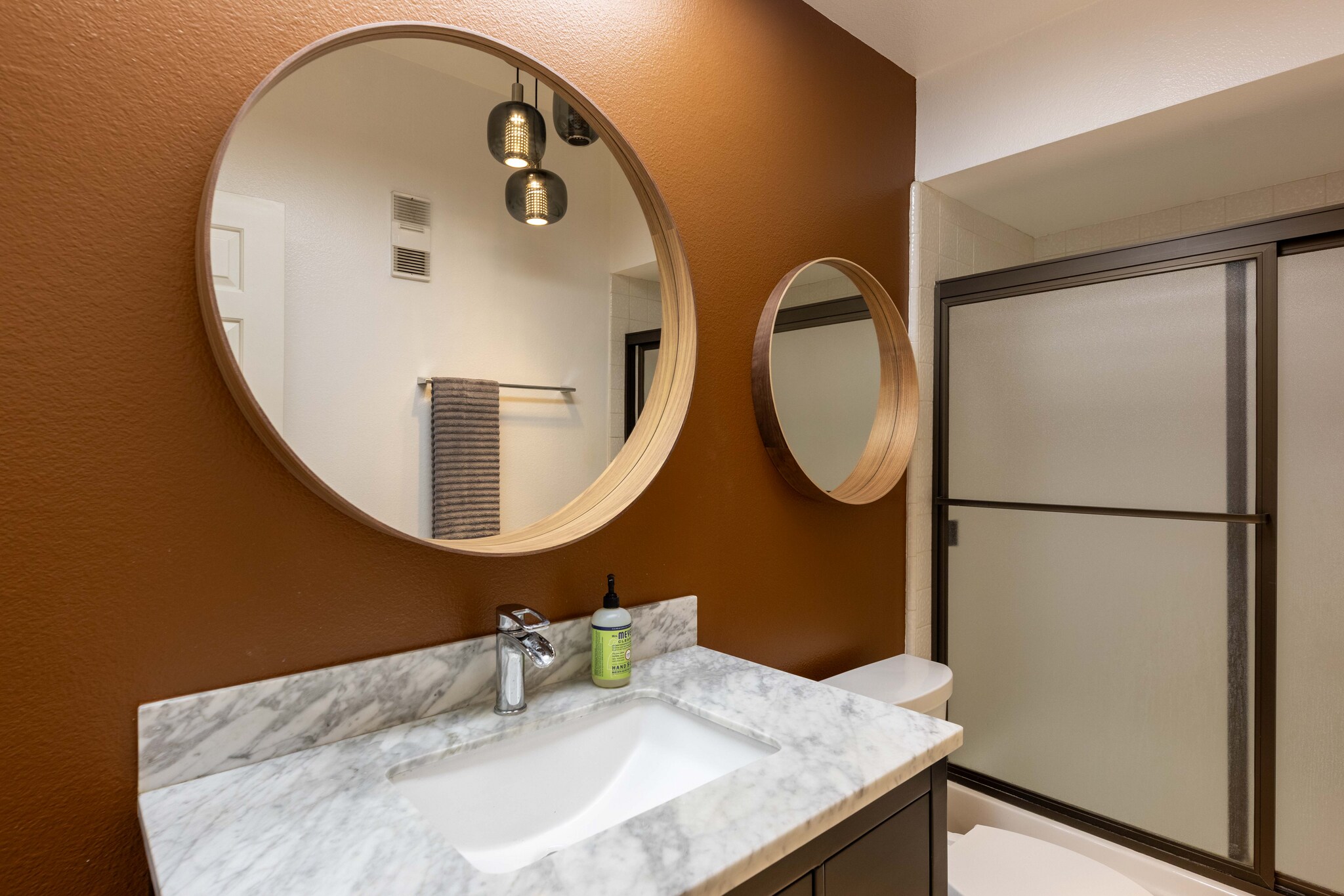 2nd bathroom - 11322 Camarillo St
