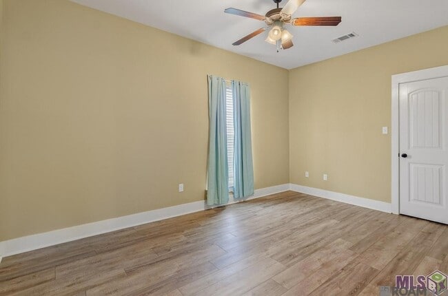 Building Photo - 40477 Sage Field Ct