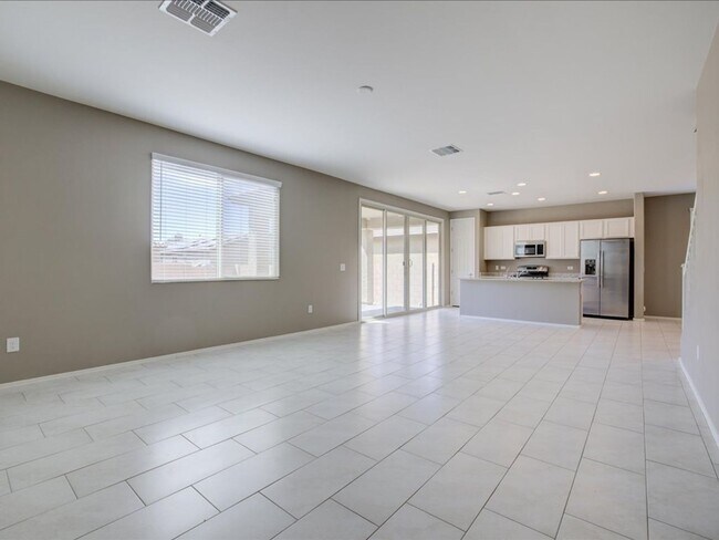 Building Photo - 6568 E Via Arroyo Azul