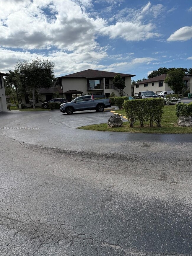 Building Photo - 13994 SW 46th Terrace