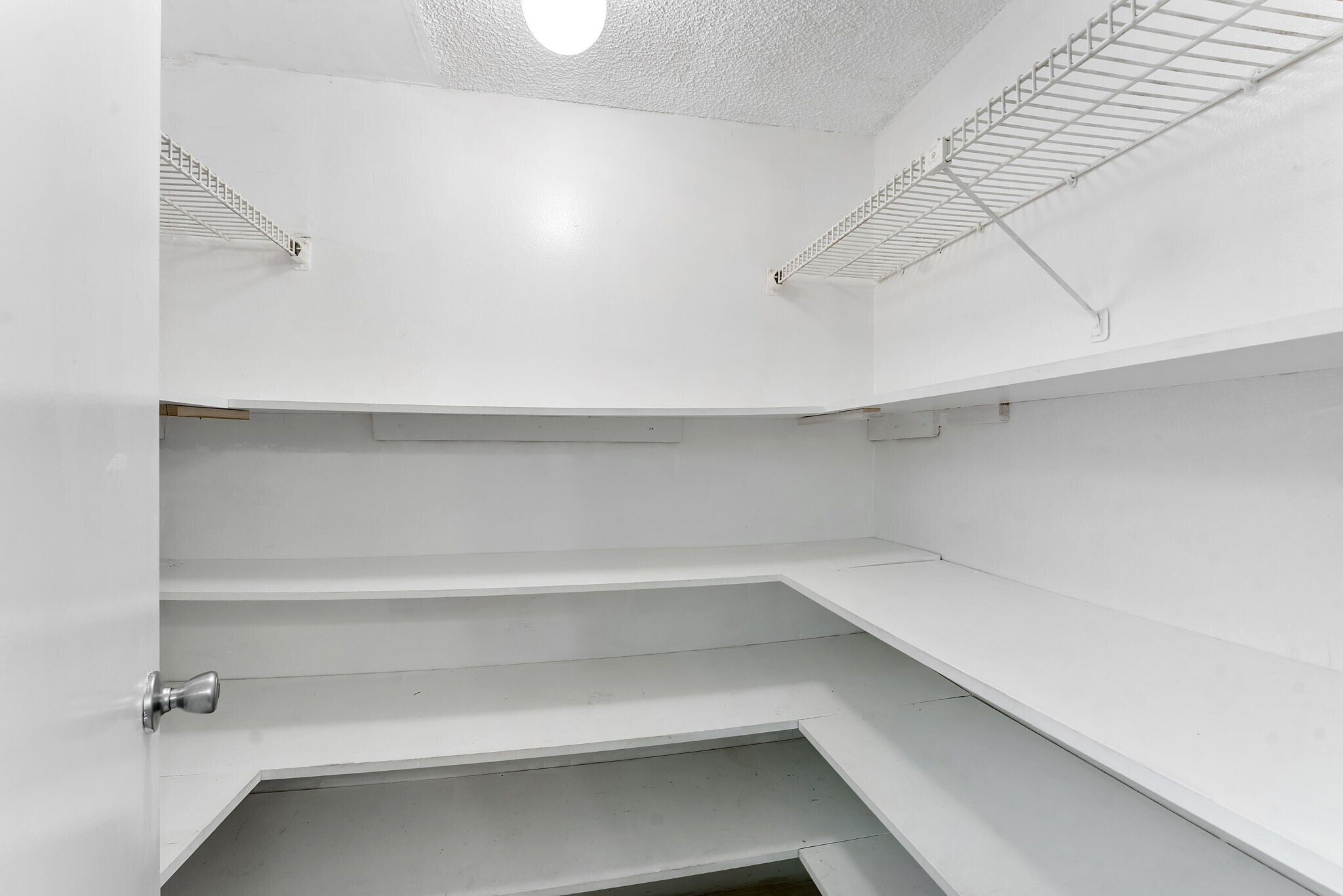 Building Photo - 9370 SW 8th St