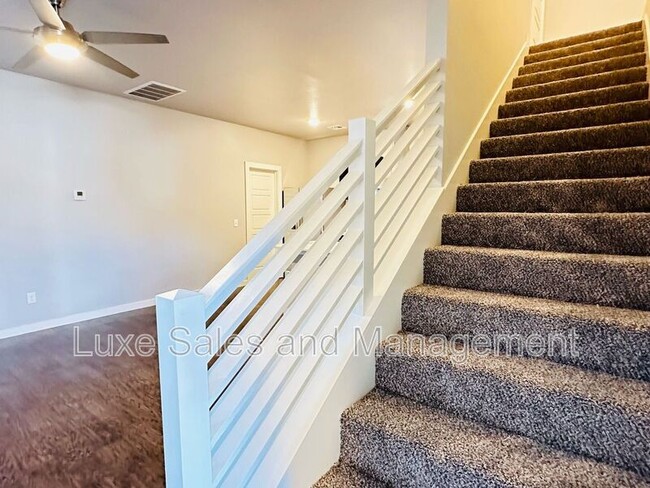 Building Photo - 2116 Camino Del Plaza Ln
