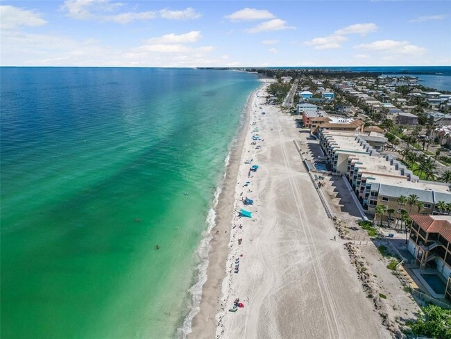 Building Photo - 1603 Gulf Dr N