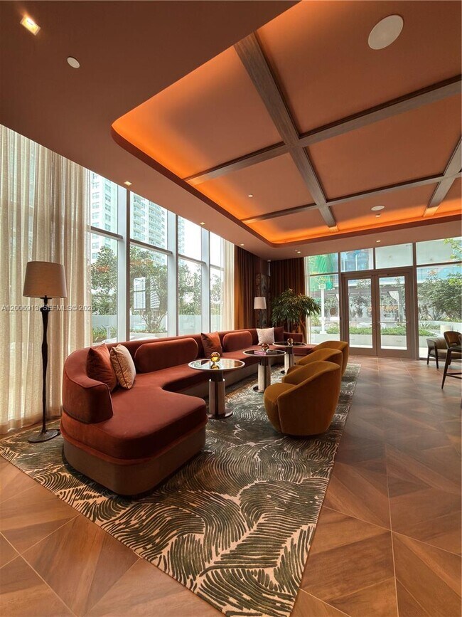 Building Photo - 77 SE 5th St