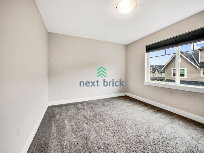 Building Photo - A Sparkling 3 Bed 2.5 Bath Home for Rent!