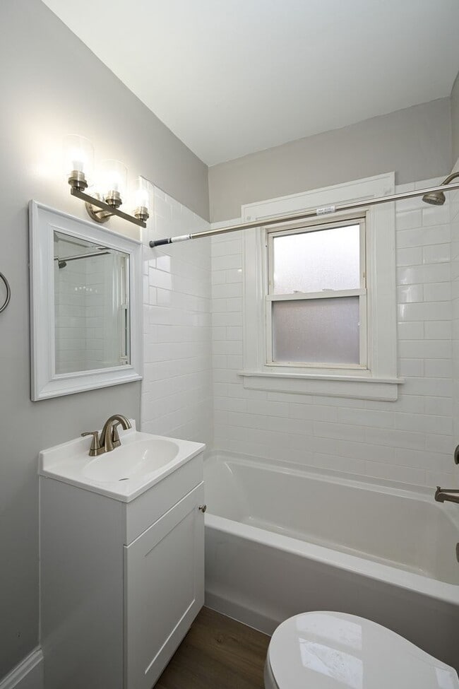 Building Photo - 4007 Huston Ave