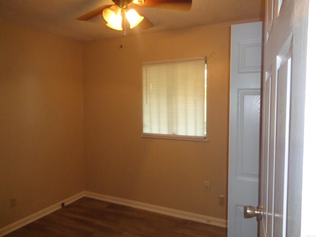 Building Photo - 7712 Impala Dr