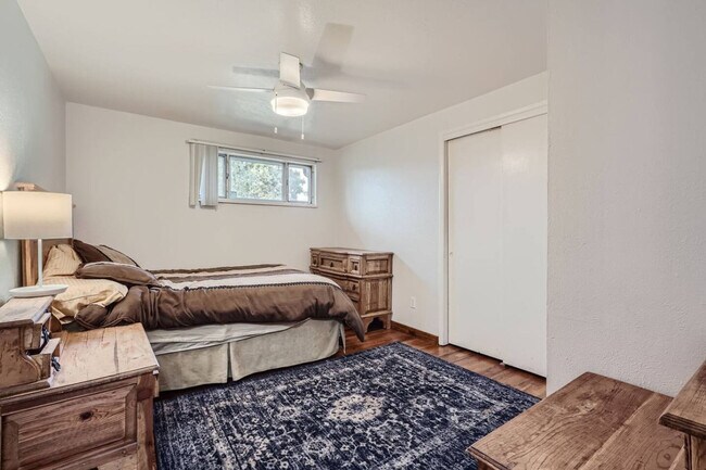 Building Photo - 8874 W 54th Pl