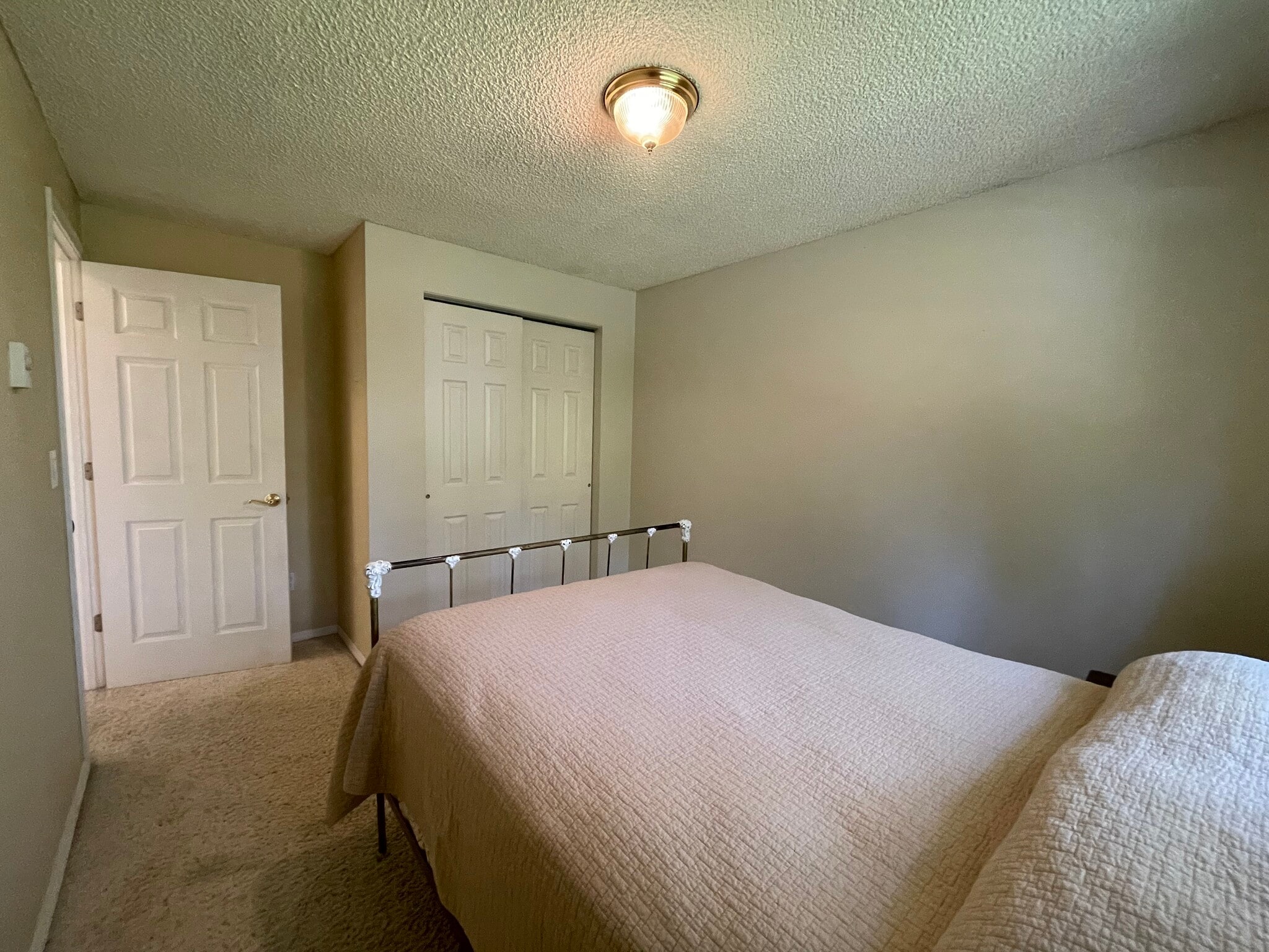 Bedroom 1 - 510 W Horizon Ct