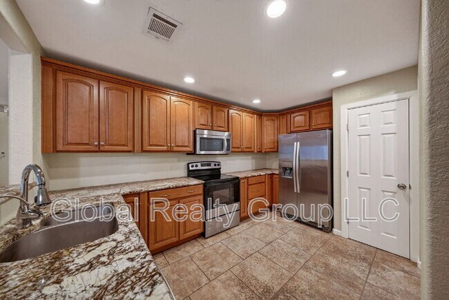Building Photo - 12914 Ocean Glade