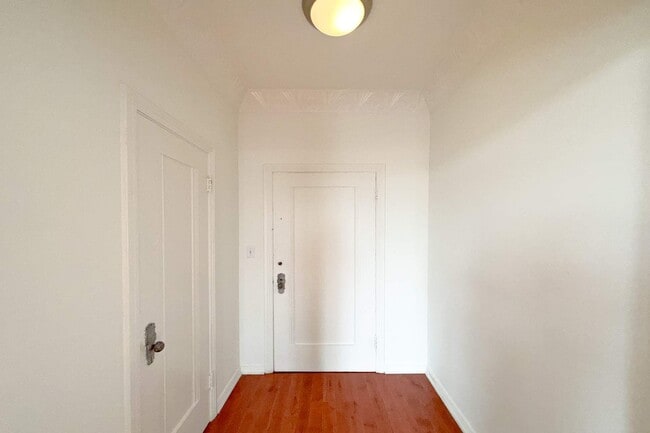 Building Photo - 1314 Hayworth Ave